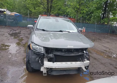 2020 Jeep Compass Limited 4X4 from USA, damaged, VIN 3C4NJDCB4LT126814